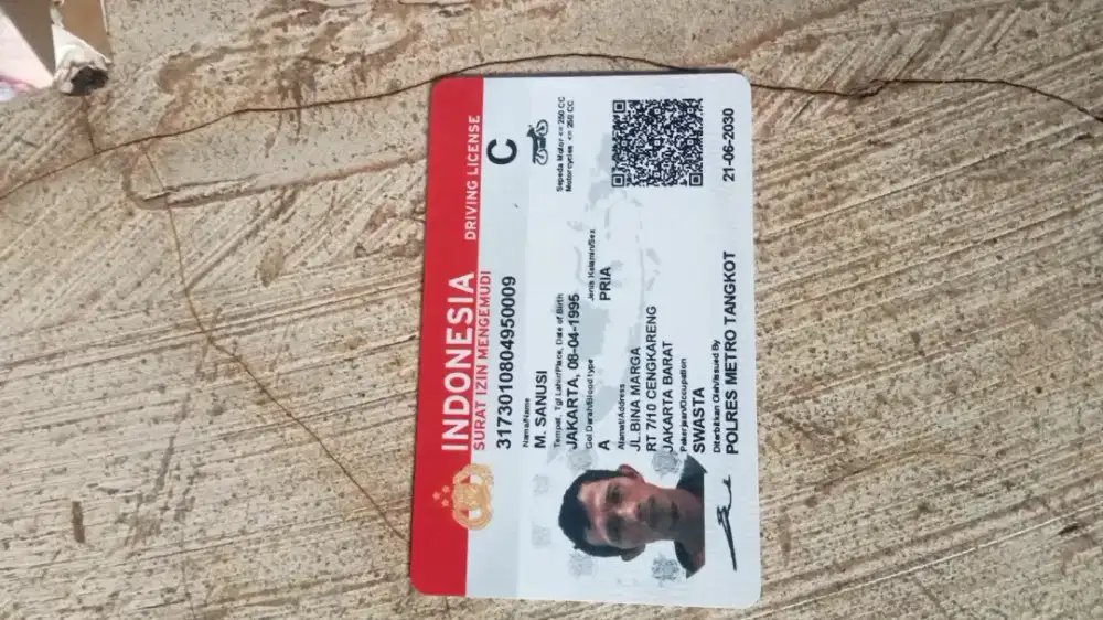 Cari lowongan kurir..