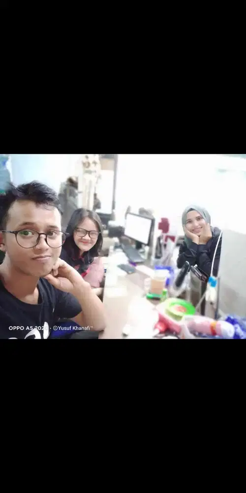 Dwi Aprilliani05