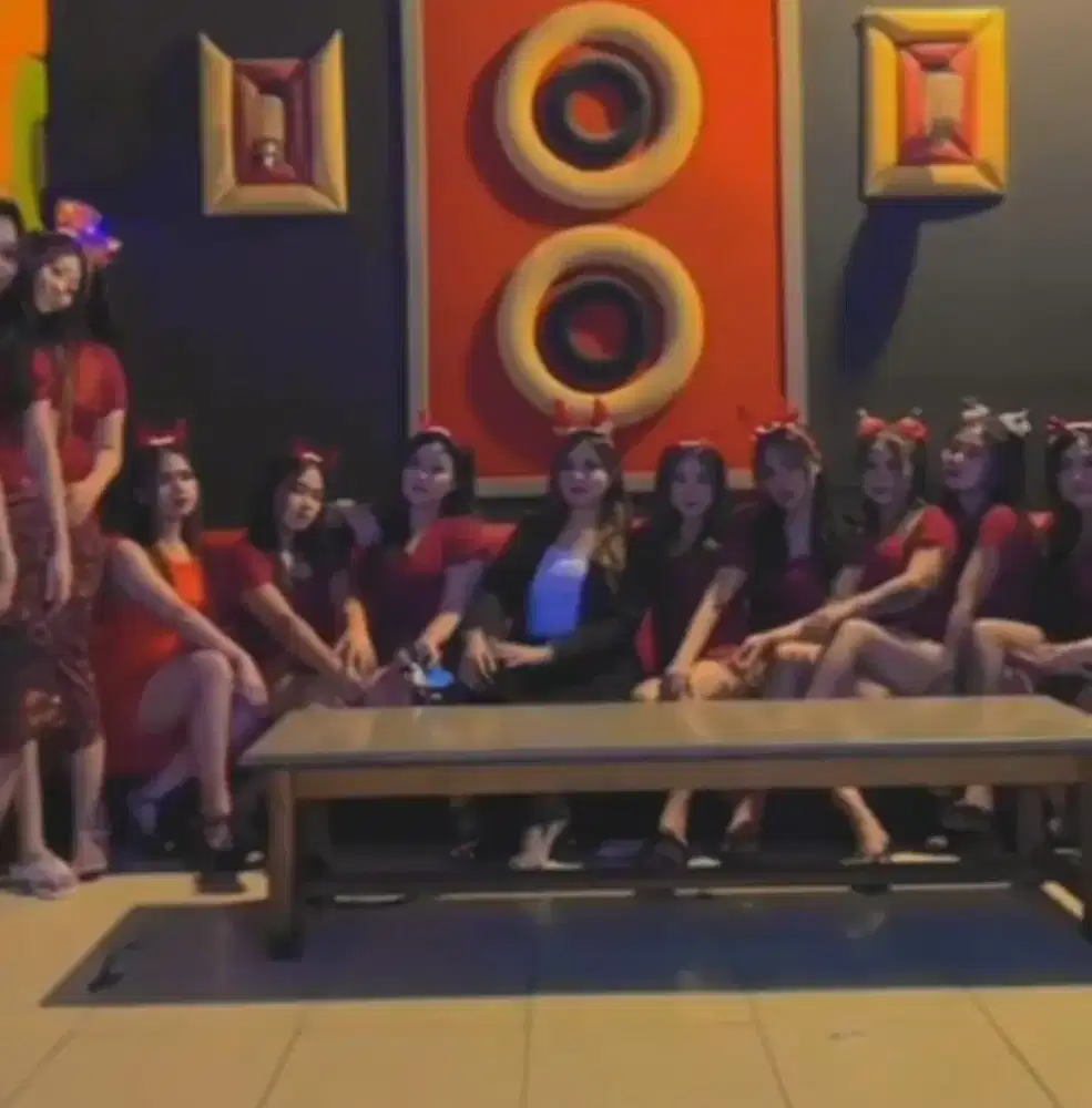 LC- Karaoke-Spa - Dancer