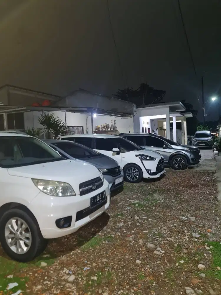Sewa / Rental mobil matic lepas kunci murah Jakarta Depok