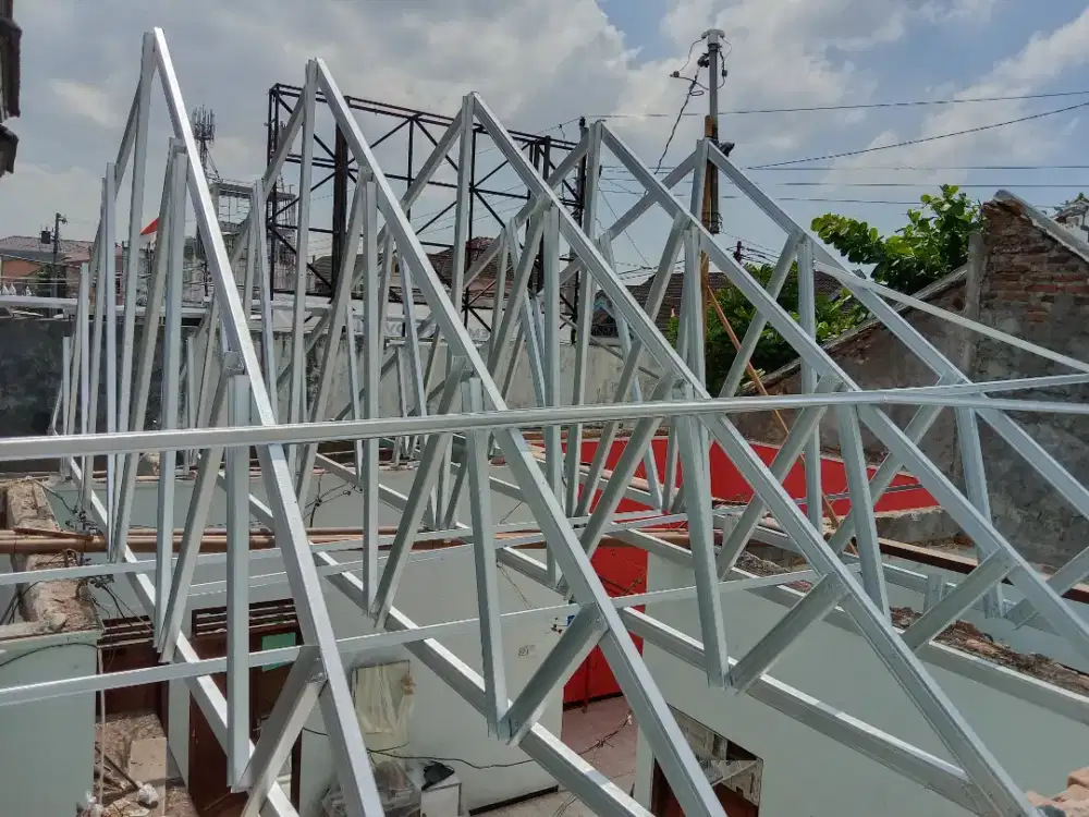 MPE Tukang Bangunan