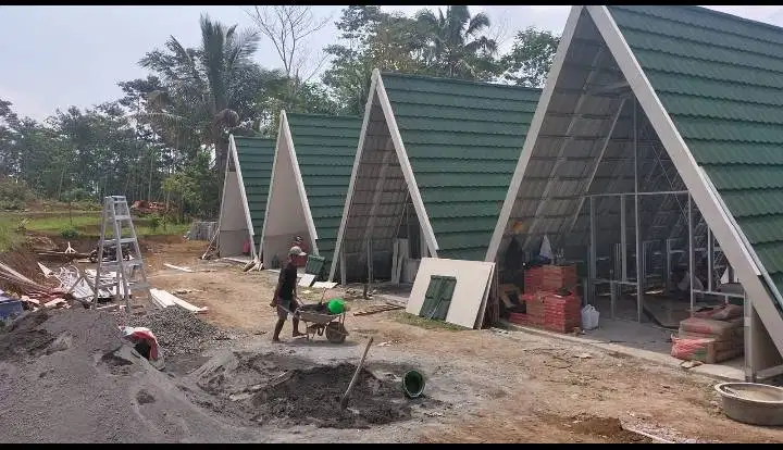 tukang ahli bangunan rumah