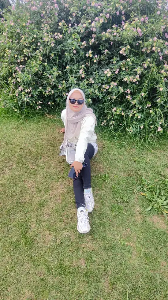 Ayu Novita L
