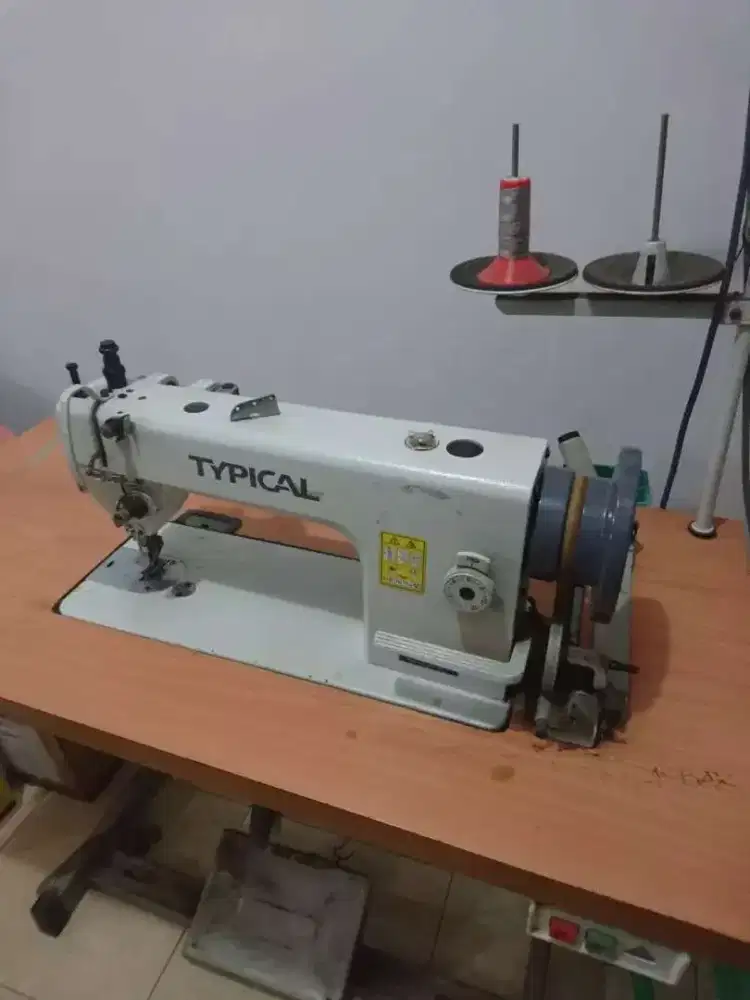 Tukang sofa freelance jam terbang tinggi