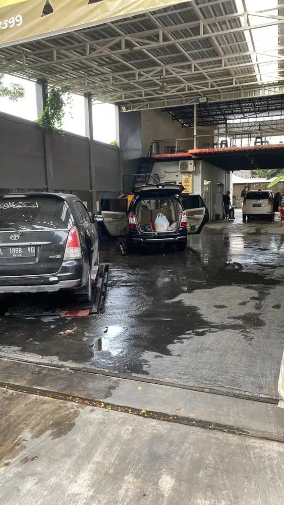 LOWONGAN KERJA CUCI MOBIL