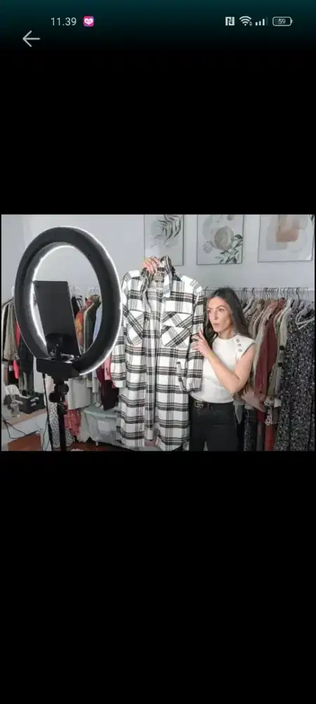 HOST LIVE STREAMING