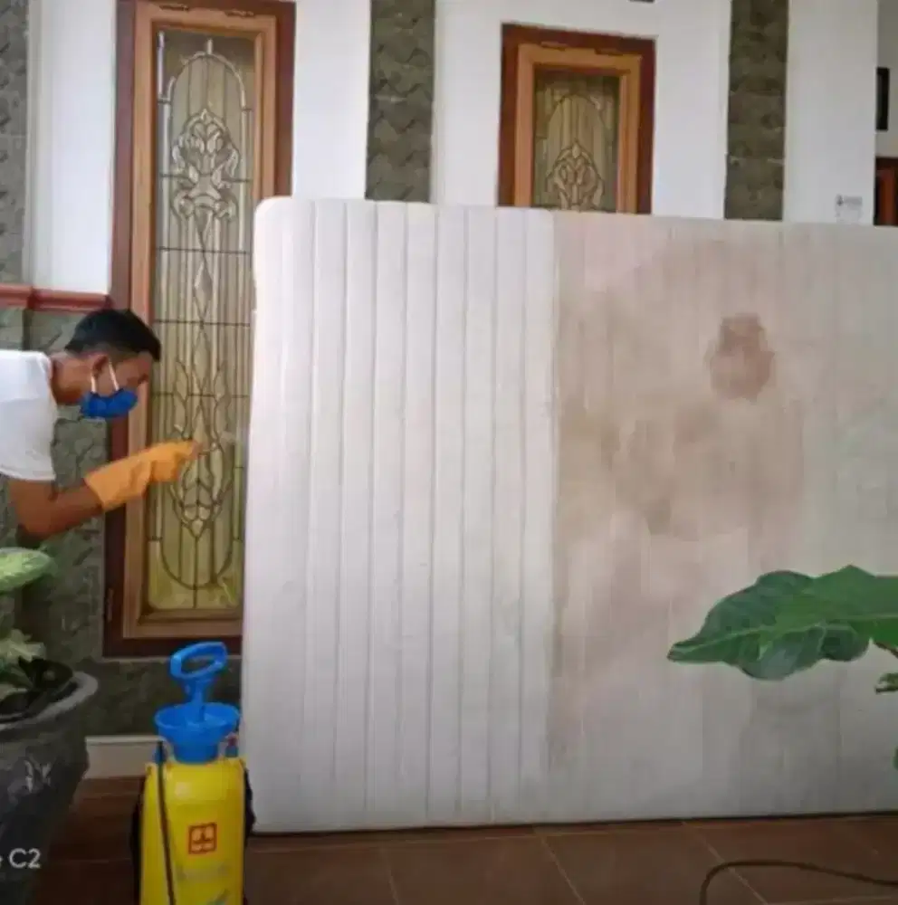 Jasa cuci kasur sepringbed menghilangkan tungau dan noda panggilan.,