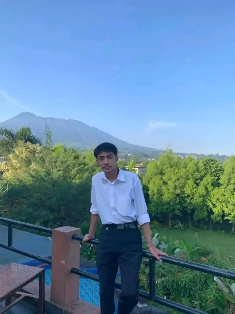 Butuh kerjaan apapun yang jelasdan pasti