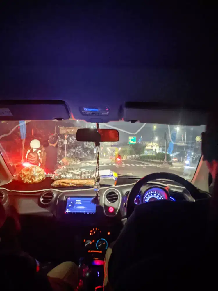 Mencari pekerjaan. Driver pribadi apa Kantor, siap tinggal Dalam