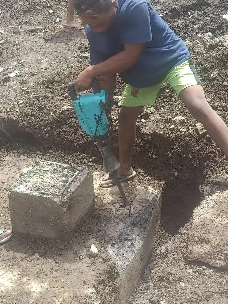 sewa. Jack hammer/dril. Vibrator. Stamper. Coring. Genset. Cutting btn