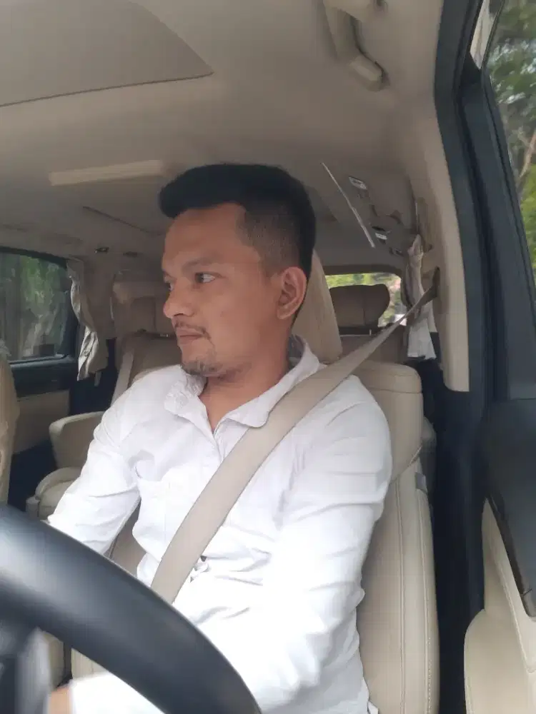 Mencari pekerjaan sebagai driver pribadi/kantor, wna/wni