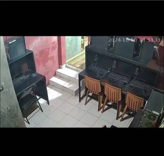 Operator Komputer&Warnet
