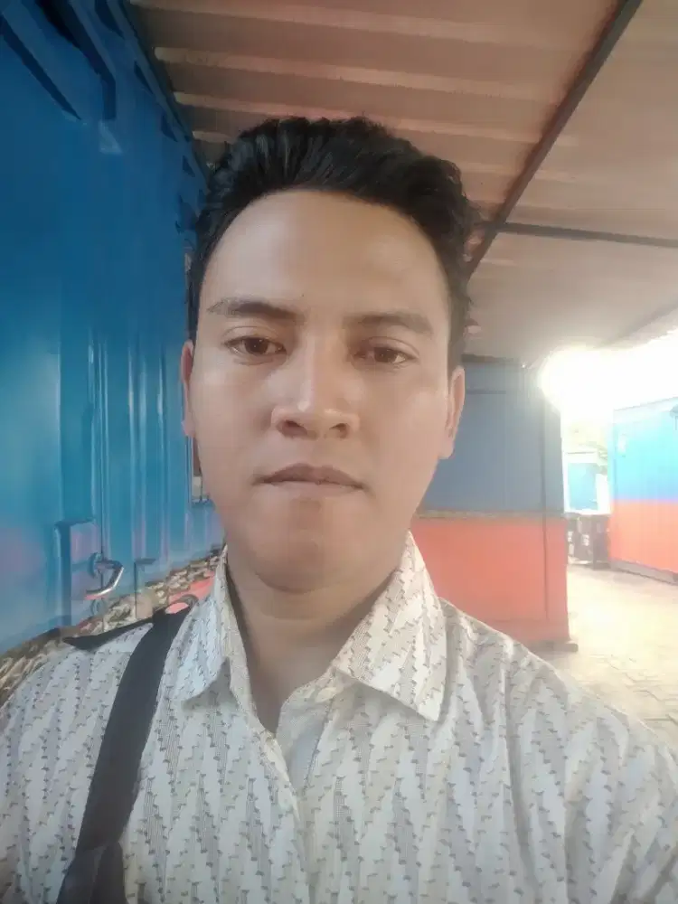 Supir pribadi rumah kantor