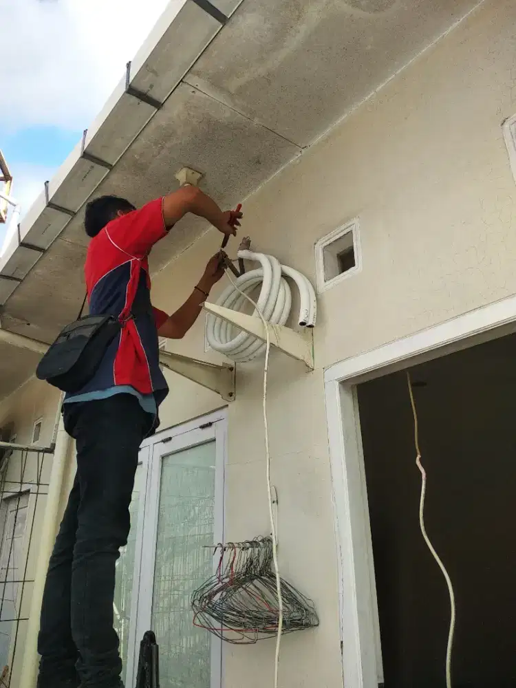 CUCI AC,SERVICE,KULKAS,MESIN CUCI, WATER HEATER