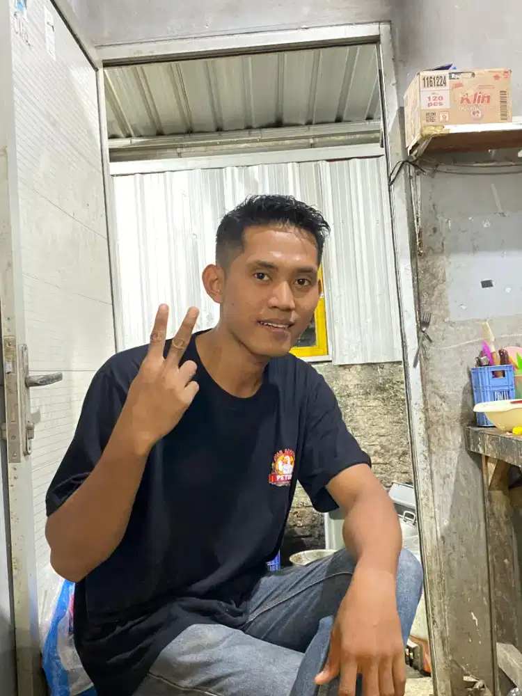 mencari pekerjaan apa saja