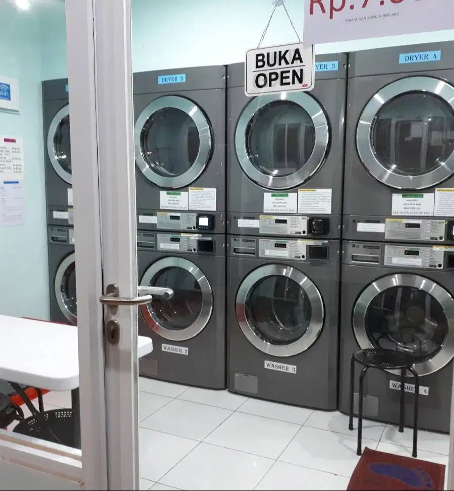Dicari Karyawan Laundry dan ART Pengasuh