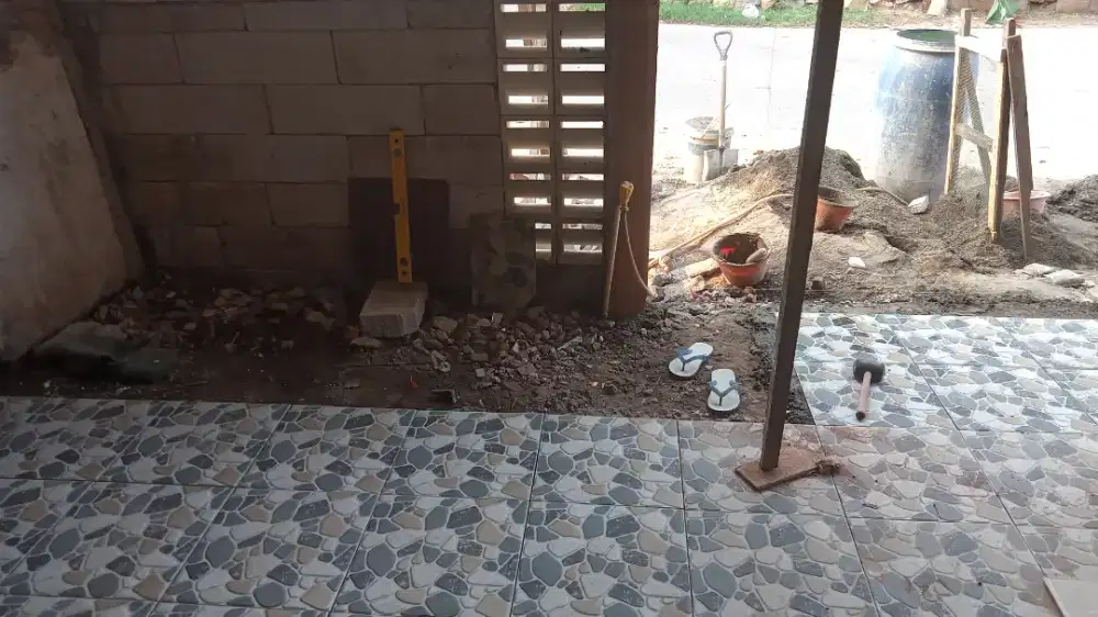 Menerima jasa renovasi borongan