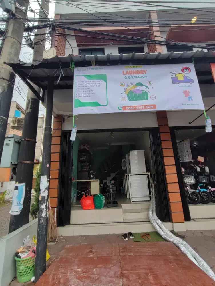 Dibutuhkan karyawan laundry dan gosok/setrika berpengalaman