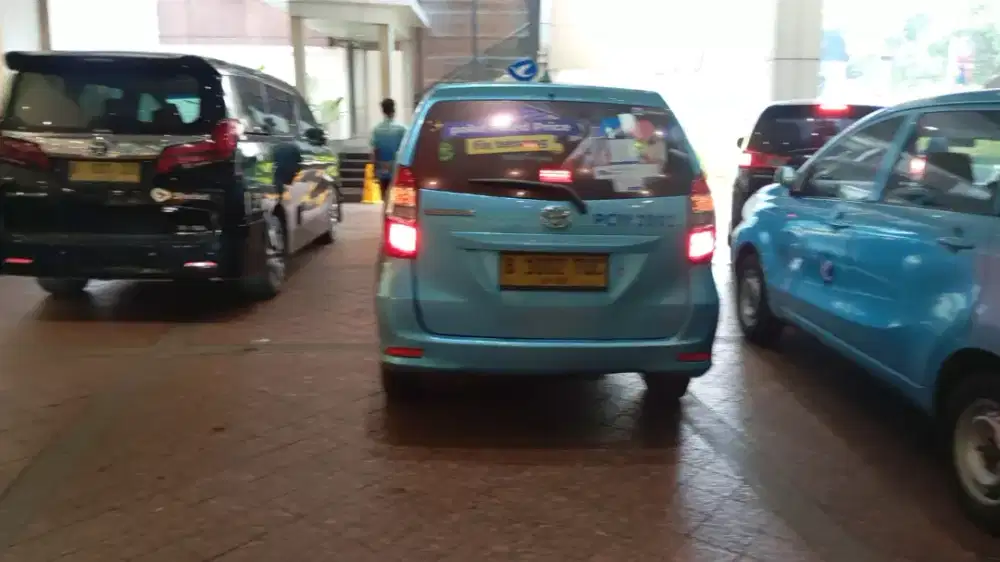 CARI KERJA DRIVER APA SAJA ,YANG PENTING ADA FASILITAS TINGGAL