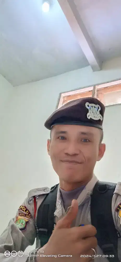 Mencari Lowongan Kerja