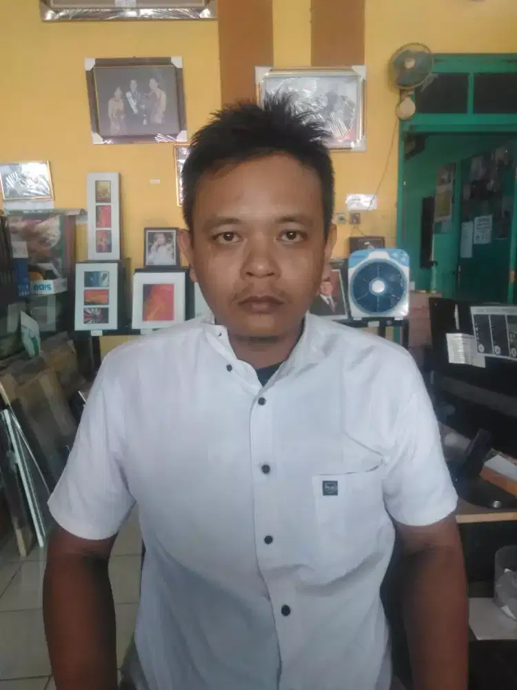 cari kerja apa aja mau