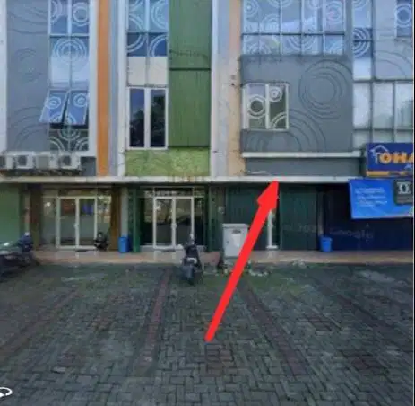 KERJA  DI BUTIK  GAUN PENGANTIN DI BUTUHKAN DI  AREA  GADING SERPONG