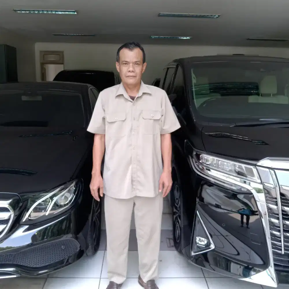Cari pekerjaan supir pribadi