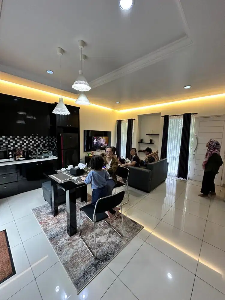 Ibu Octavia