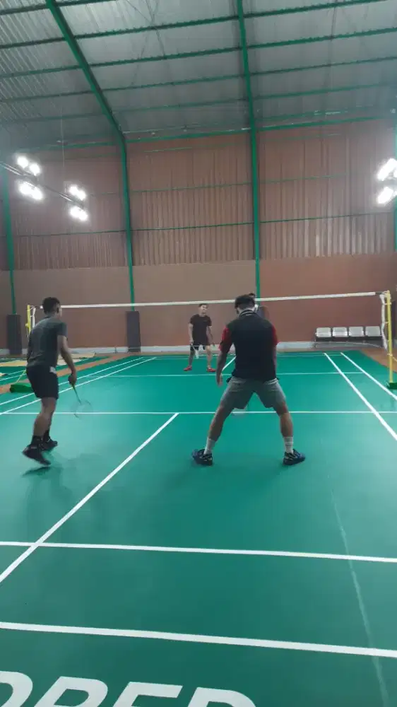 SEWA RENTAL LAPANGAN BULUTANGKIS BADMINTON