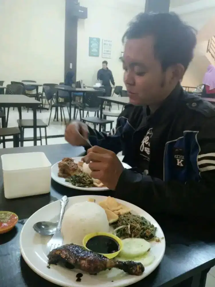 Bobby lesmana