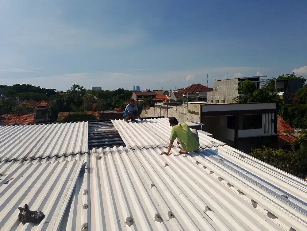 Jasa tukang bangunan, renovasi cat dinding.plavon kebocoran rumah