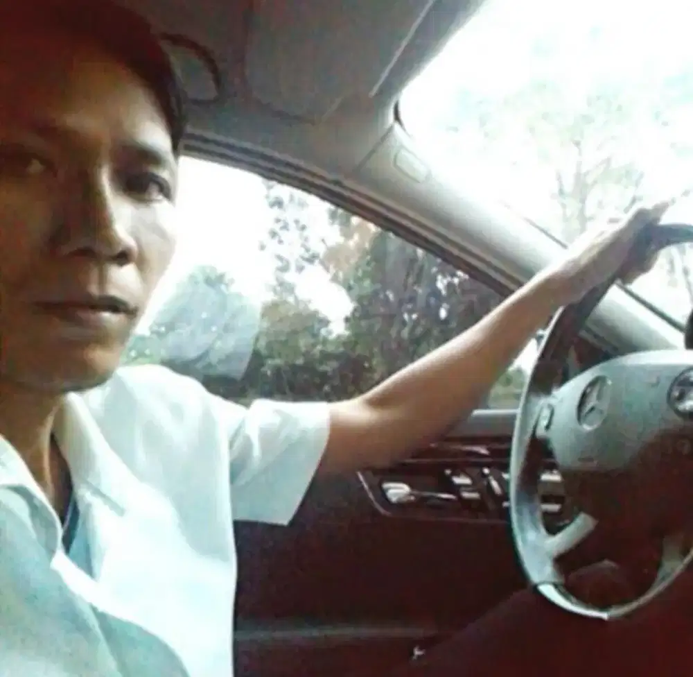 Saya lgi cari kerjaan driver pribadi/kantor/freelance