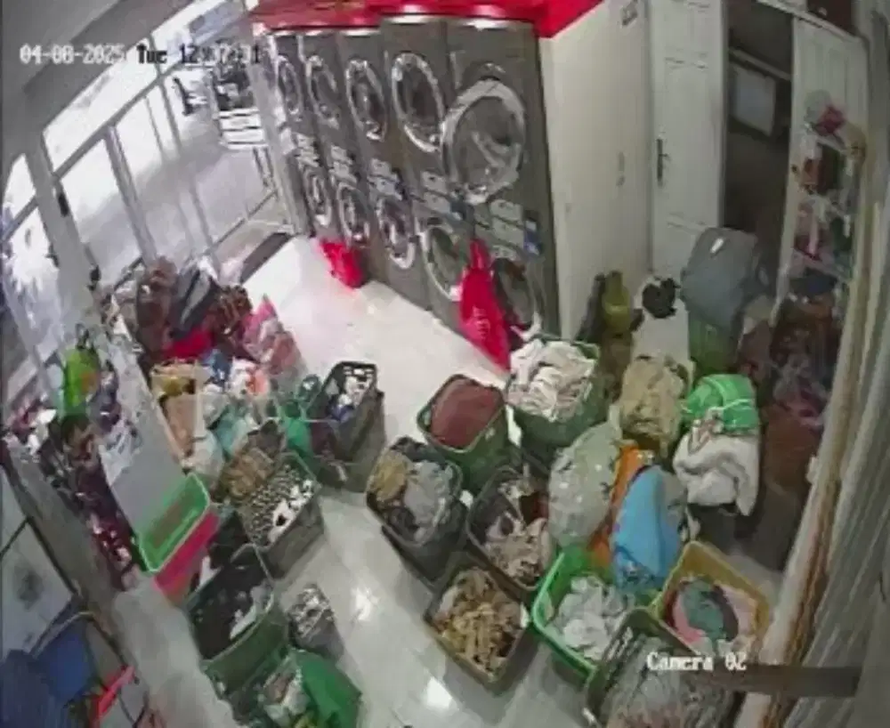 Karyawan laundry