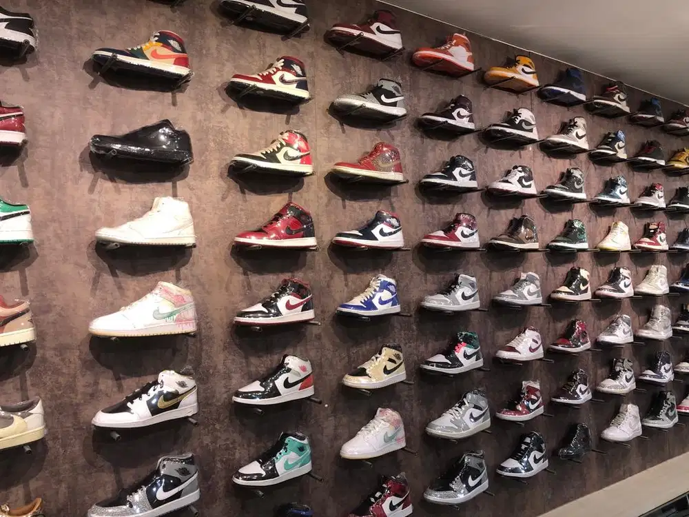 Boomboom.id sneakers store