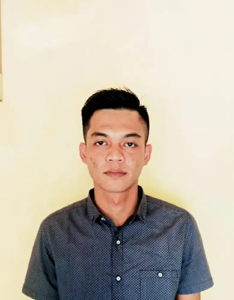 Cari kerjaan apa saja asalkan jelas gajihnya.