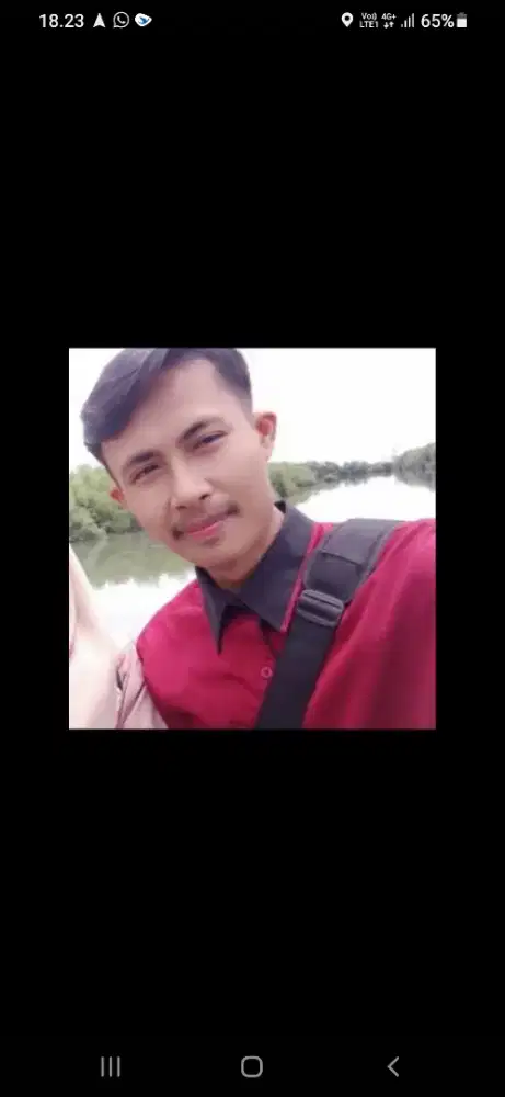Saya sedang mencari pekerjaan sebagai driver pribadi