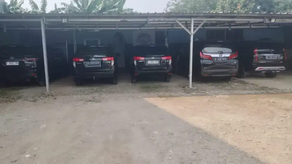 Sewa mobil lepas kunci / plus driver oke