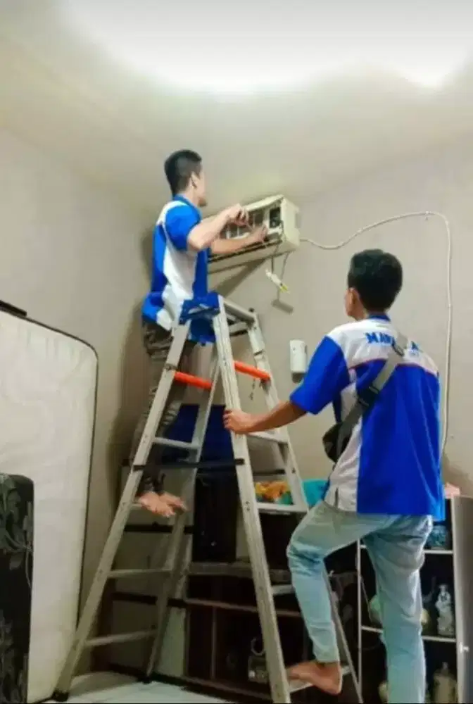 Service AC, bongkar pasang AC, kulkas, mesin cuci, pompa air,