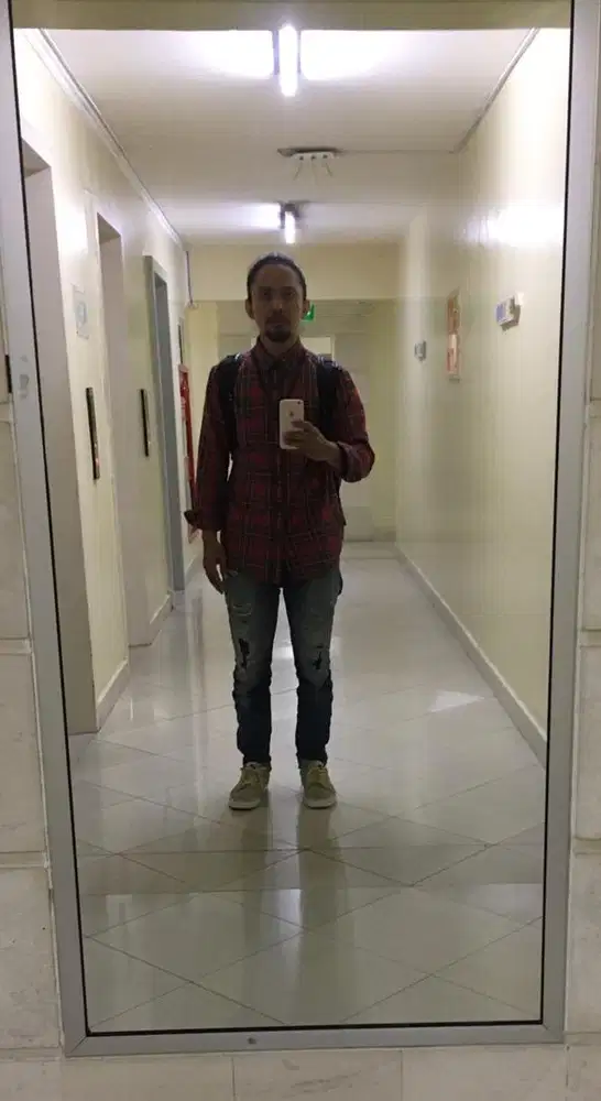 Tak kenal maka kenalan