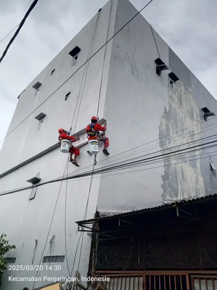 Jasa pembersih kaca gedung , jasa cat dinding , tukang cat