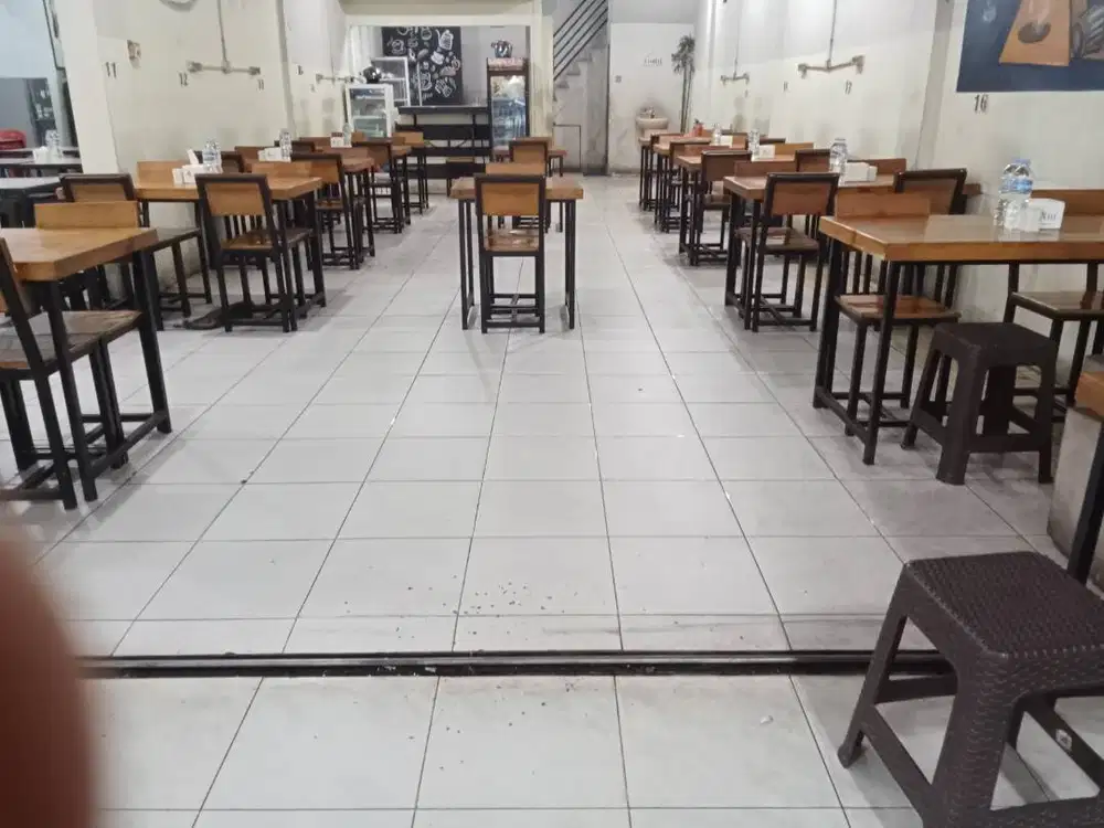 Di cari koki untuk usaha kedai kopi dan sarapan pagi