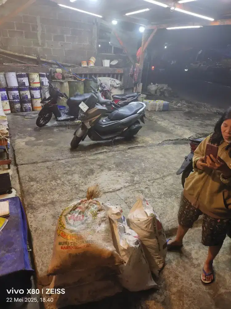 Dicari specialist tukang cuci motor n mau kerja serabutan