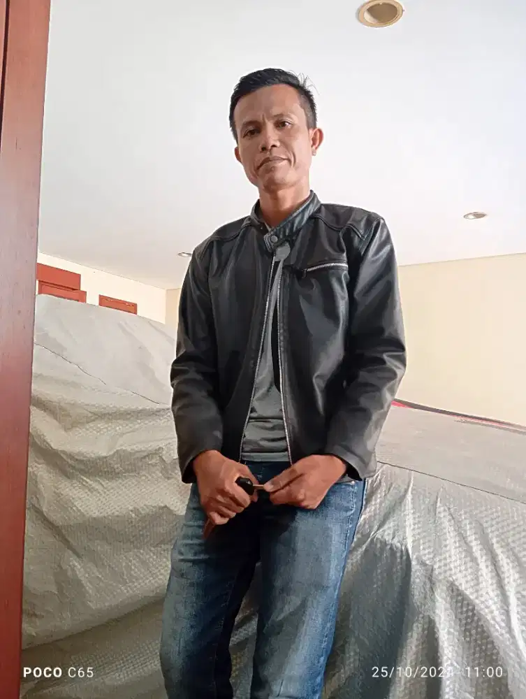 Mencari pekerjaan driver/supir pribadi/kantor