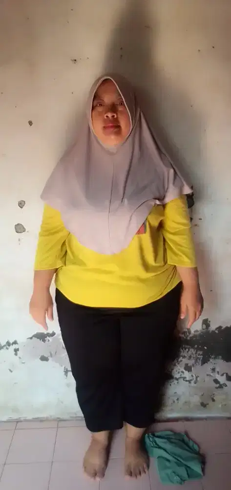 Mencari pekerjaan jaga toko atau ART