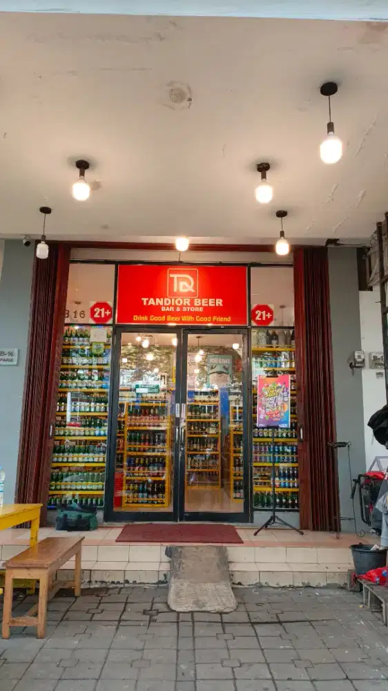 DIBUTUHKAN CEPAT KARYAWAN DAN KARYWATI UNTUK TOKO MINUMAN
