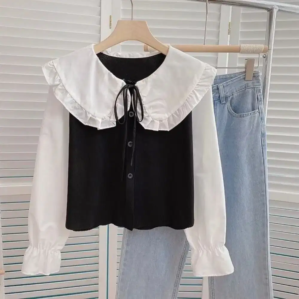Karyawati host shopee tiktok