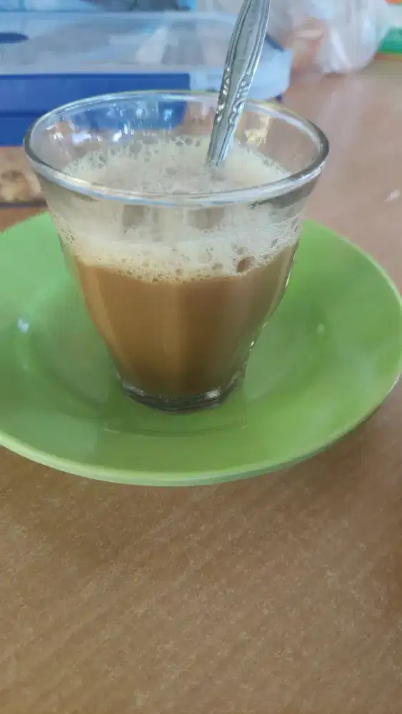 Dibutuhkan karyawan untuk di warung kopi