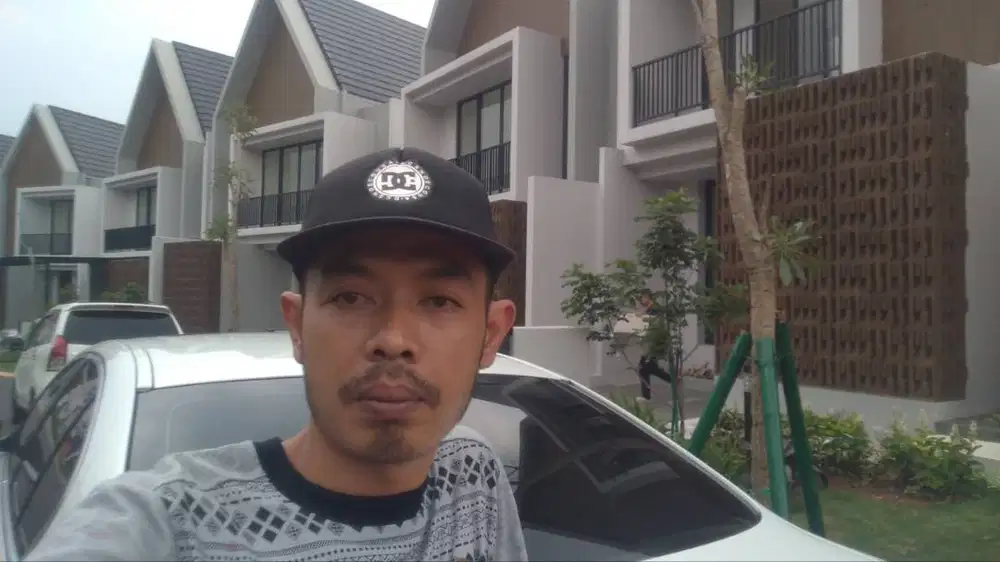 Mencari lowongan kerja driver pribadi
