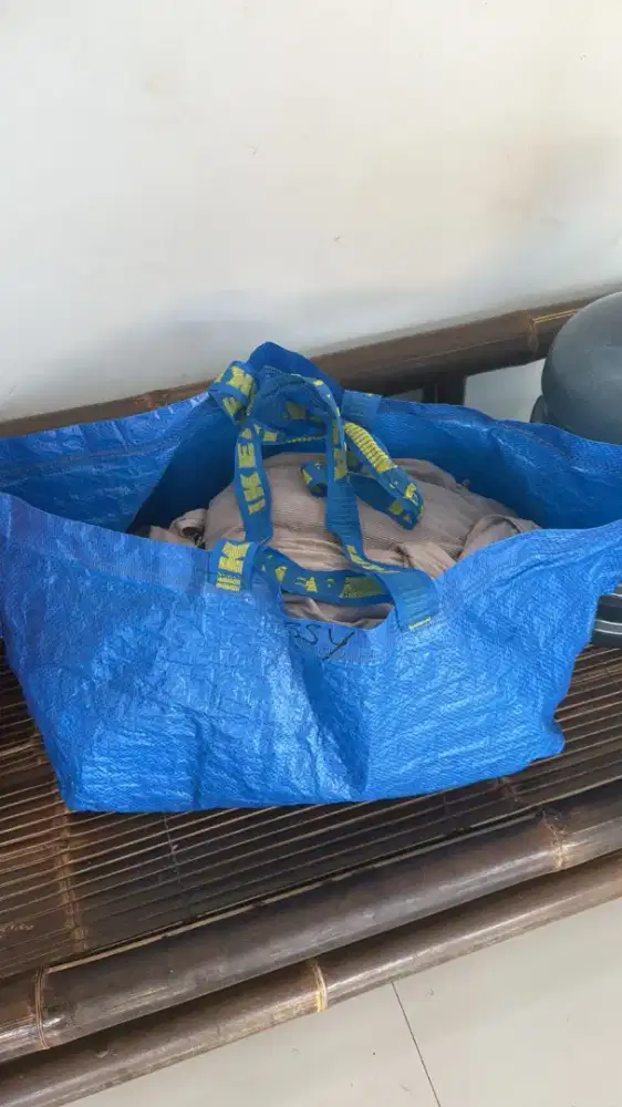karyawan laundry