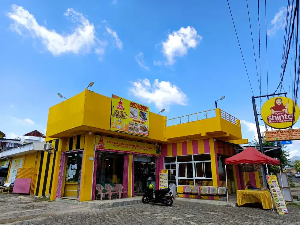 Dibutuhkan Pramuniaga dan Kasir Toko Keripik Shinta
